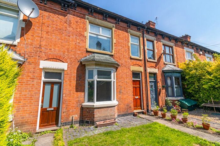 3 Bedroom Terraced House For Sale In Gordon Avenue, Leicester, LE2