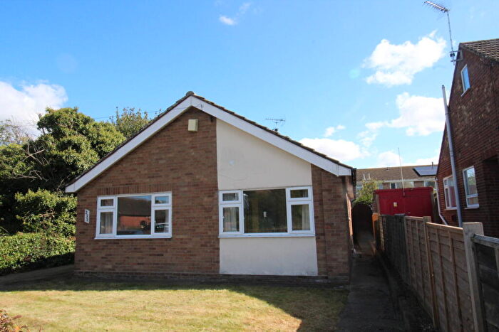 3 Bedroom Bungalow To Rent In Mersea Road, Colchester, CO2
