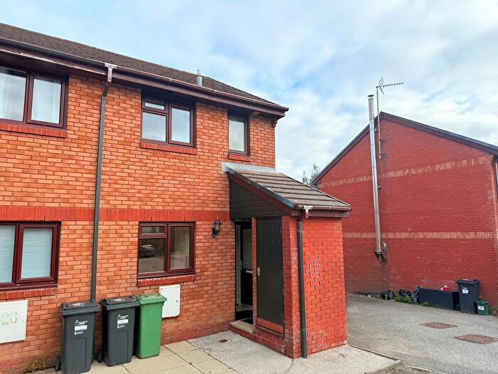 2 Bedroom End Of Terrace House To Rent In Parcandowr, Truro, TR2