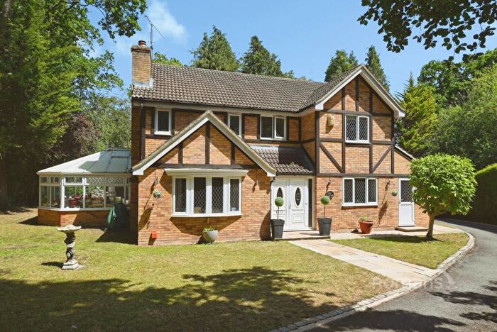 5 Bedroom Detached House To Rent In Golden Orb Wood, Binfield, Bracknell, RG42