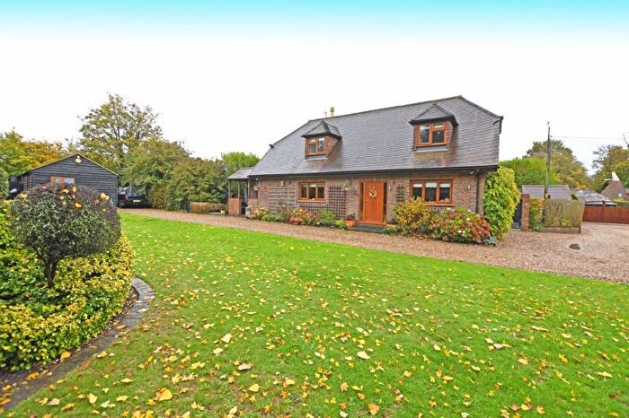 5 Bedroom Detached House For Sale In Goddington Lane, Maidstone, ME17