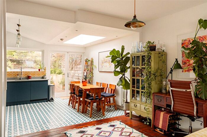 2 Bedroom Terraced House For Sale In Lothrop Street, Queen's Park, London, W10