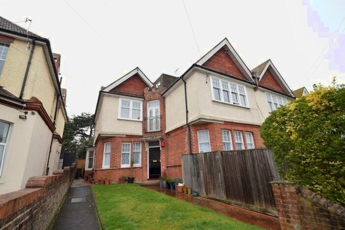 2 Bedroom Apartment To Rent In Southfields Road, Eastbourne, BN21