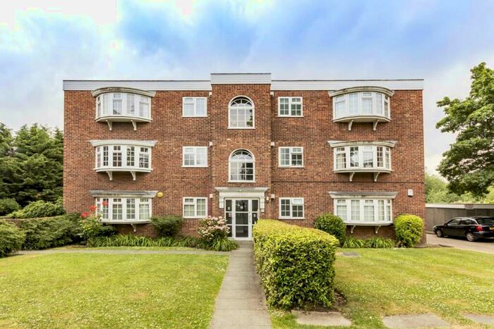 2 Bedroom Flat To Rent In Bispham Road, Ealing, NW10