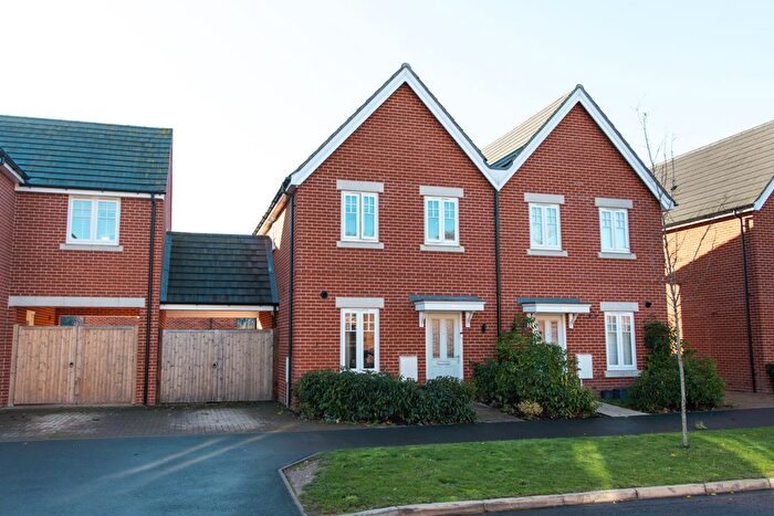 2 Bedroom Semi Detached House For Sale In Two Double Bed Semi, Colchester, CO3