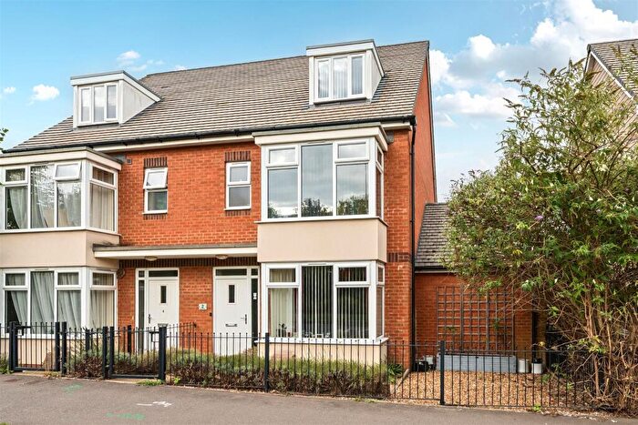 4 Bedroom Semi-Detached House For Sale In Technology Drive, Rugby, CV21