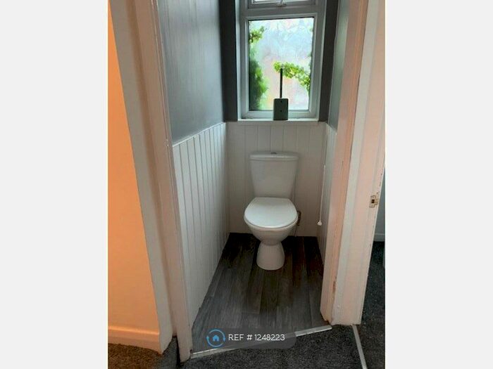 3 Bedroom Semi-Detached House To Rent In Mansfield Avenue, Thornaby, Stockton-On-Tees TS17