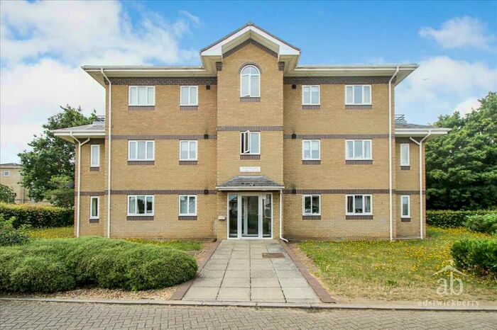 2 Bedroom Apartment To Rent In St Martins Court, Bugsby Way, Ipswich, IP5