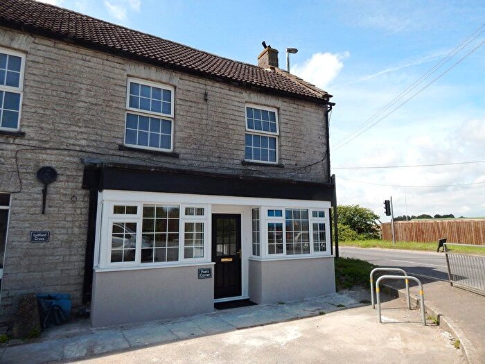 2 Bedroom Flat To Rent In East Lydford, Somerton, Somerset, TA11