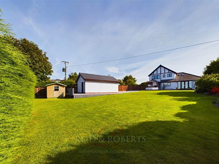 4 Bedroom Detached House For Sale In Brynford, Holywell, CH8