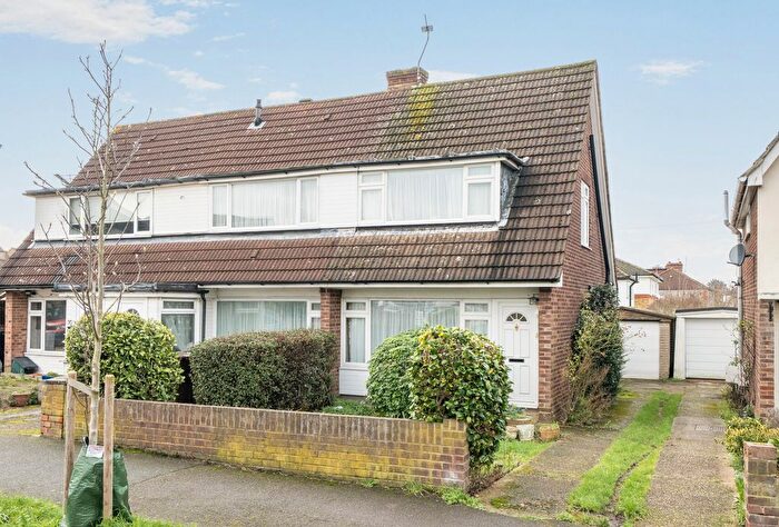 2 Bedroom Semi Detached House For Sale In Jeffs Road, Cheam, Sutton, SM1