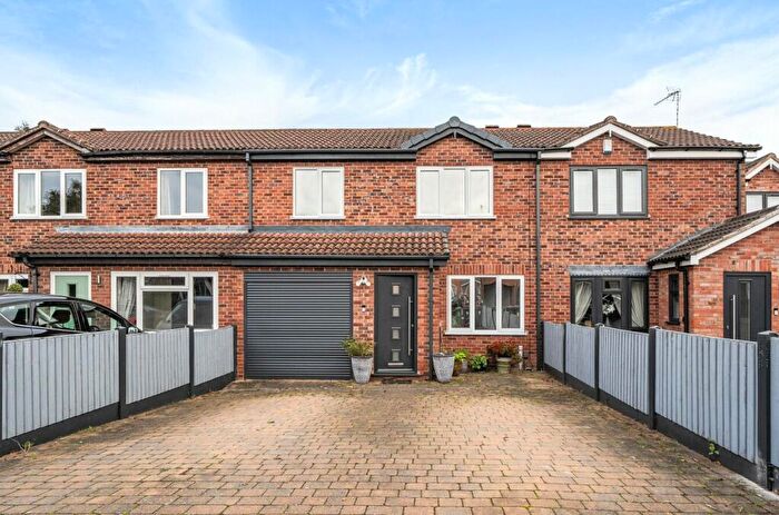 3 Bedroom Terraced House For Sale In Ludlow Road, Kidderminster, Worcestershire, DY10