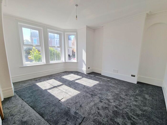 2 Bedroom Apartment To Rent In Wiltie Gardens, Folkestone, CT19