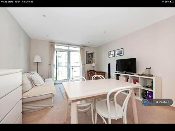 1 Bedroom Flat To Rent In Desvignes Drive, Hither Green, SE13