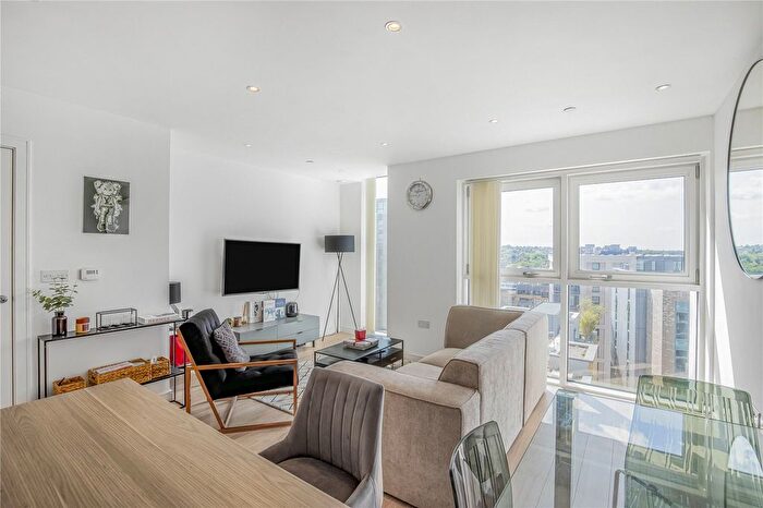 1 Bedroom Flat To Rent In Enterprise Way, London, SW18