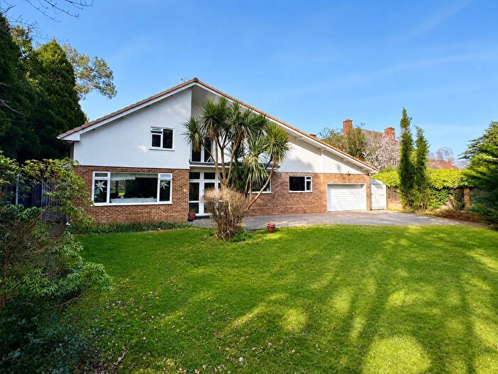 5 Bedroom Detached House To Rent In Glenferness Avenue, Bournemouth, Dorset, BH4