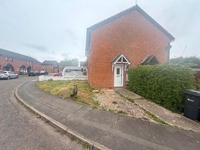 1 Bedroom Terraced House For Sale In Broadway, Silver End, Witham, CM8