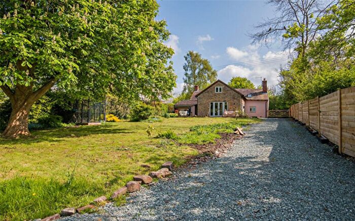 3 Bedroom Equestrian Facility For Sale In Station Road, Stottesdon, Kidderminster, Shropshire, DY14