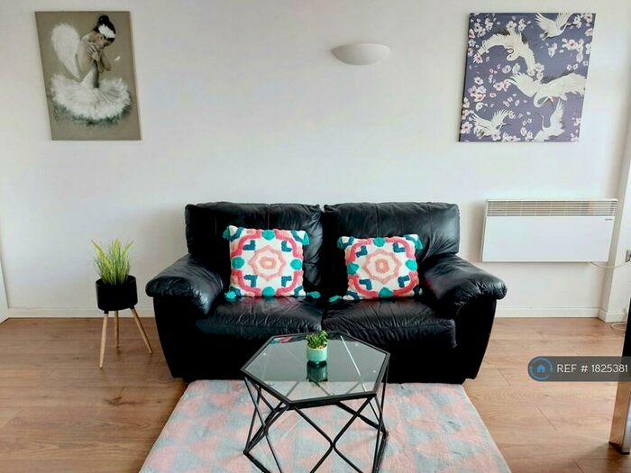 1 Bedroom Flat To Rent In Marco Island, Nottingham, NG1