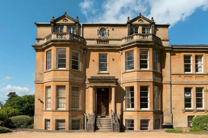 2 Bedroom Apartment To Rent In Lansdown Road, BA1