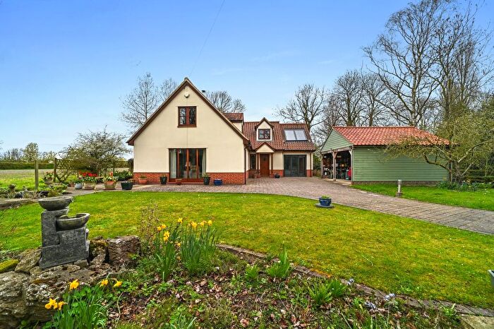 4 Bedroom Detached House For Sale In Yaxley, Eye, IP23