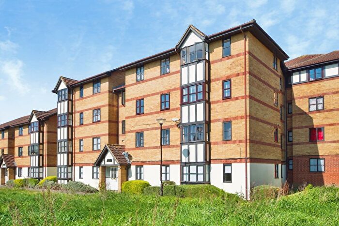 2 Bedroom Flat For Sale In Creighton Road, London, N17