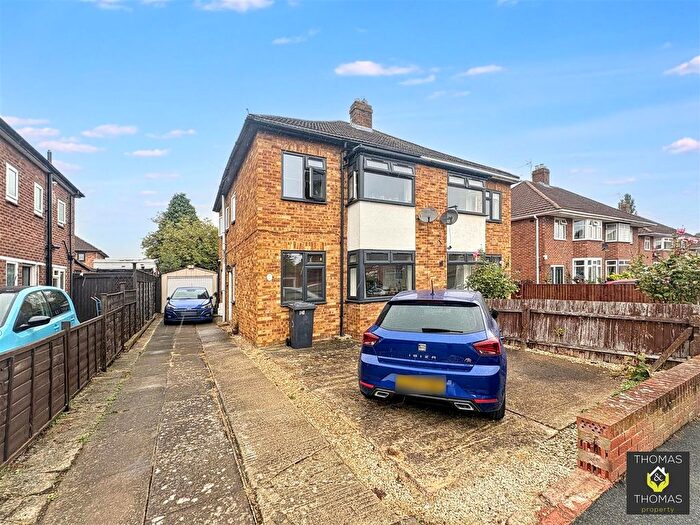 3 Bedroom Semi Detached House For Sale In Park Avenue, Longlevens, GL2