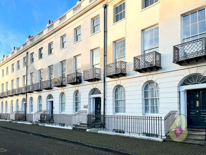 1 Bedroom Apartment To Rent In Albion Terrace, London Road, Reading, Berkshire, RG1