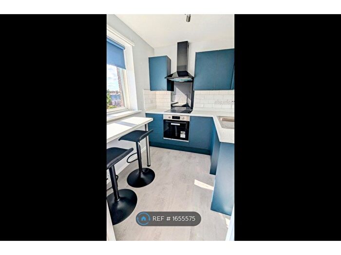 2 Bedroom Flat To Rent In West Jesmond Avenue, Newcastle Upon Tyne, NE2