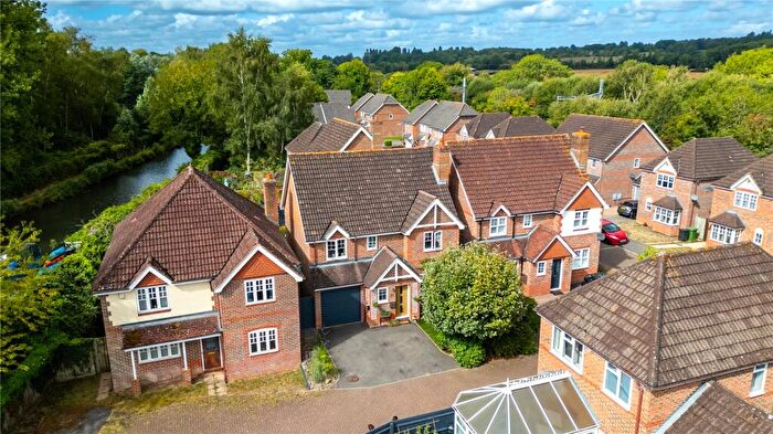 4 Bedroom Detached House For Sale In Mallard Way, Aldermaston, Reading, Berkshire, RG7