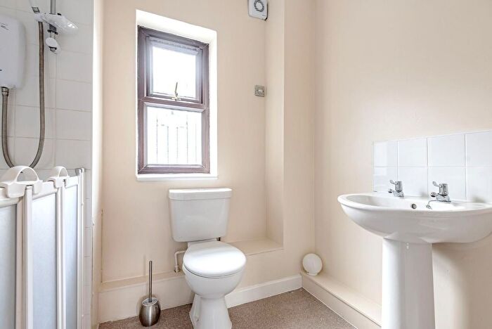 1 Bedroom Flat For Sale In Laleham Heights, Carswell Road, London, SE6