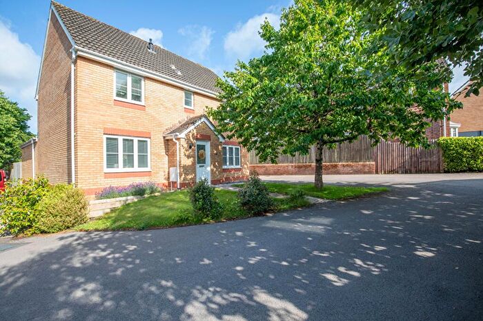 4 Bedroom Detached House For Sale In Bryn Henfaes, Broadlands, Bridgend, Bridgend County, CF31