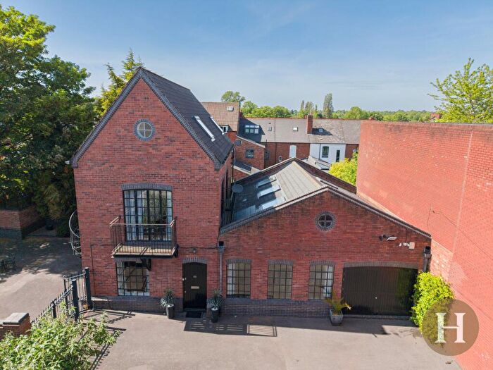 4 Bedroom Detached House For Sale In High Street, Harborne, B17