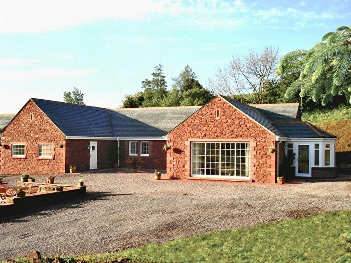 4 Bedroom Bungalow For Sale In Egremont, Grange, CA22