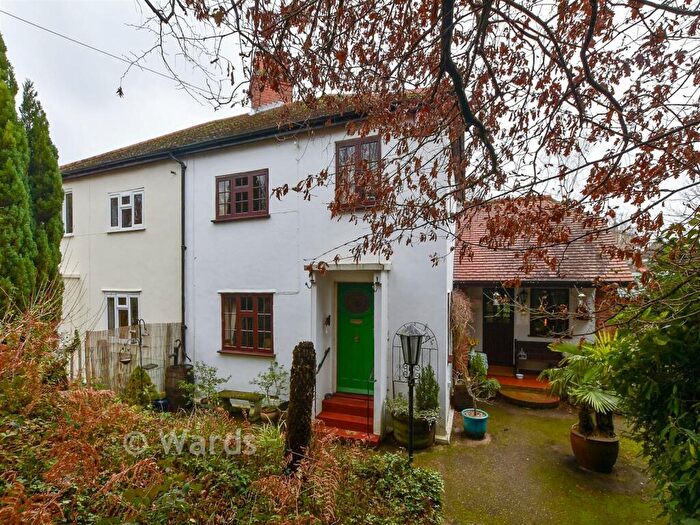 3 Bedroom Semi Detached House For Sale In Babs Oak Hill, Sturry, Canterbury, Kent, CT2