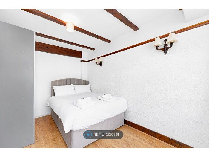 7 Bedroom End Of Terrace House To Rent In Diban Avenue, Hornchurch, RM12
