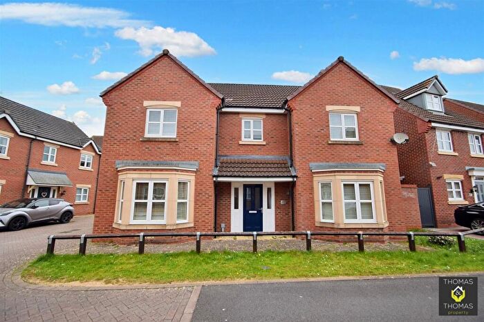 4 Bedroom Detached House To Rent In Uxbridge Lane, Kingsway, GL2