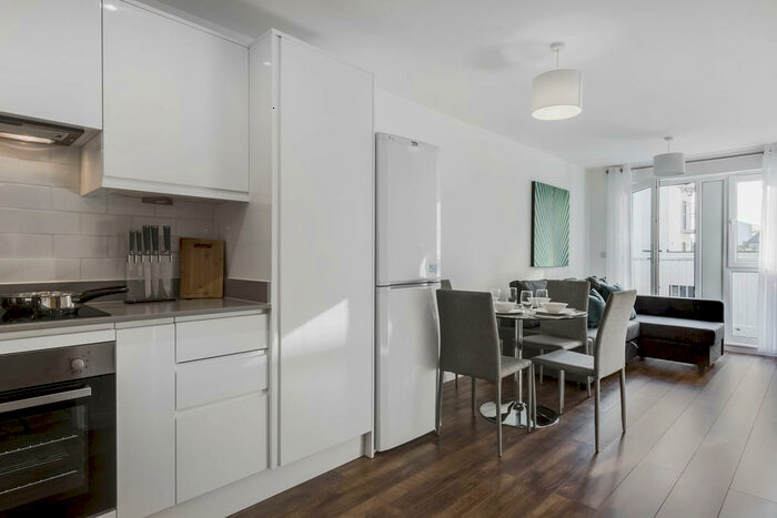 1 Bedroom Apartment To Rent In Stoke Road, Slough, SL2