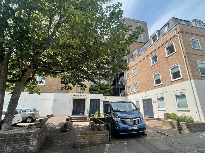 Apartment To Rent In Windsor Street, Brighton, BN1