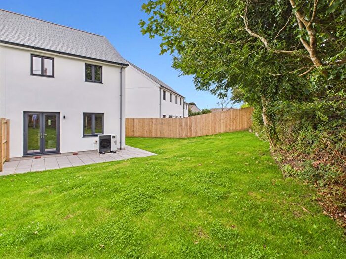 3 Bedroom Property For Sale In Teg Lowarth, Redruth, TR15