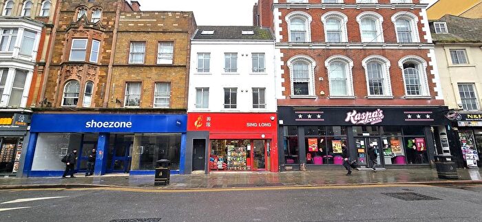 Studio To Rent In Drapery, Northampton, Northamptonshire, NN1