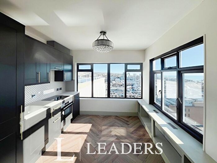 2 Bedroom Flat To Rent In Tower Point, North Road, BN1