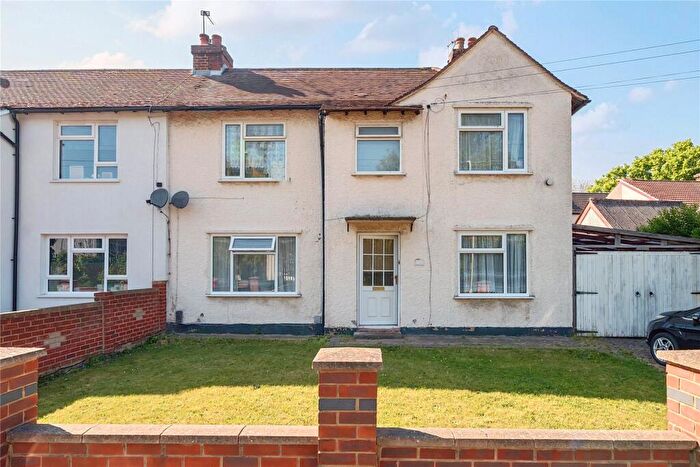3 Bedroom Semi Detached House For Sale In Bridge Road, Orpington, BR5