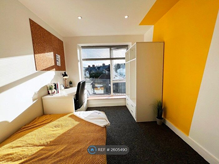 1 Bedroom Flat To Rent In Cathays Terrace, Cardiff, CF24