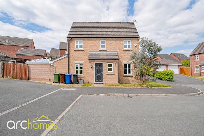 2 Bedroom Semi-Detached House To Rent In Albion Close, Atherton, M46