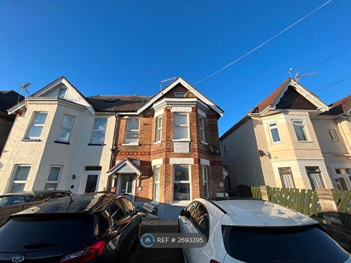 2 Bedroom Flat To Rent In Westby Road, Bournemouth, BH5