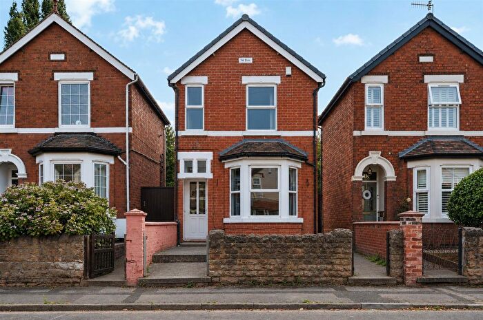 3 Bedroom Detached House For Sale In Edward Street, Stapleford, Nottingham, NG9
