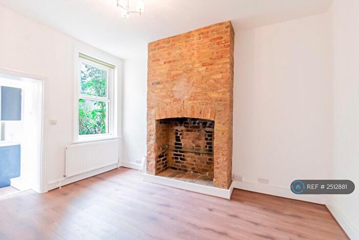 1 Bedroom Flat To Rent In Morland Road, London, CR0