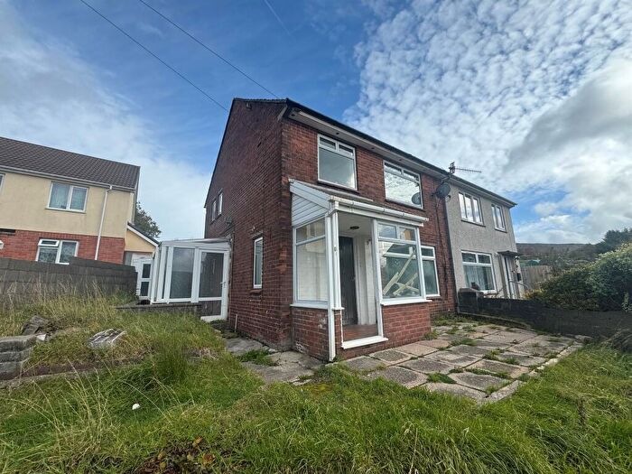 3 Bedroom Semi Detached House For Sale In Hillside Avenue, Blaenavon, Pontypool, NP4