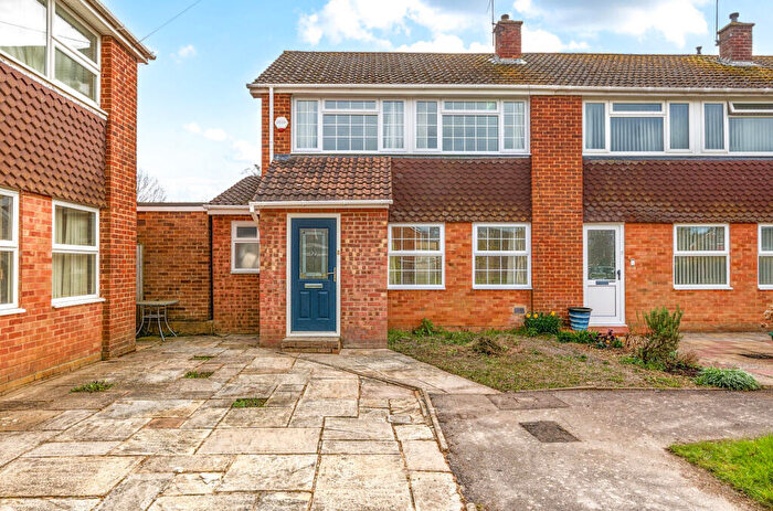 3 Bedroom End Of Terrace House To Rent In Bransley Close, Romsey, Hampshire, SO51